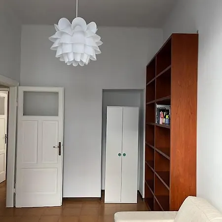 Grazioso Appartamento Nel Quartiere Maggiolina Di Milano Exterior photo